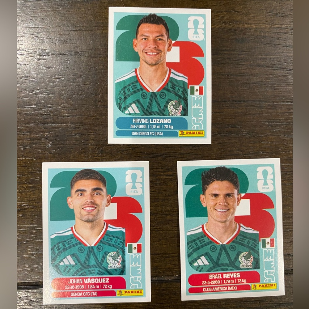 3 Mexico players panini stickers